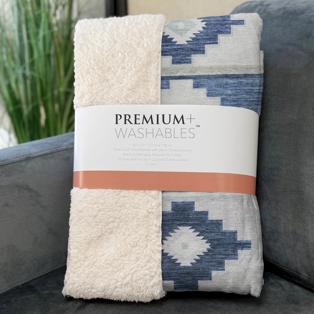 Premium Machine Washable ASB176 Blue 50" x 70" Sherpa Throw Blanket. Picture 3