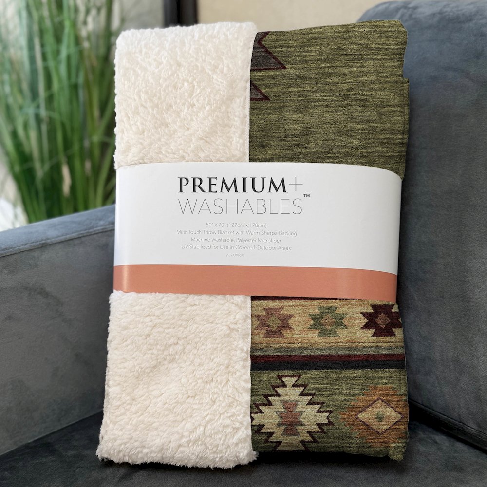 Premium Machine Washable ASB179 Green 50" x 70" Sherpa Throw Blanket. Picture 3