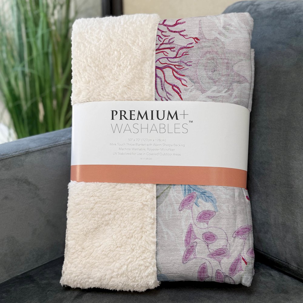 Premium Machine Washable ASB180 Raspberry 50" x 70" Sherpa Throw Blanket. Picture 3