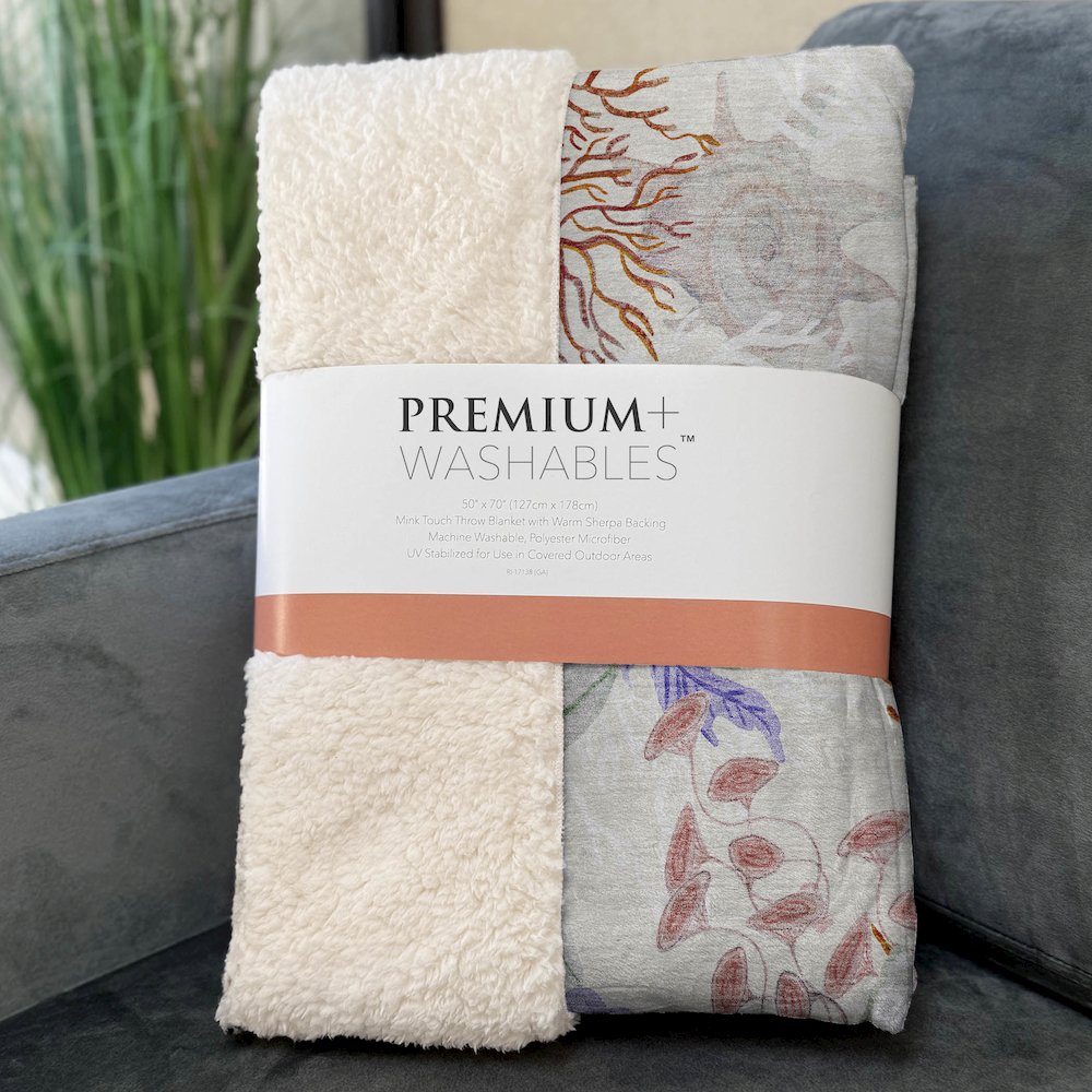 Premium Machine Washable ASB180 Spice 50" x 70" Sherpa Throw Blanket. Picture 3