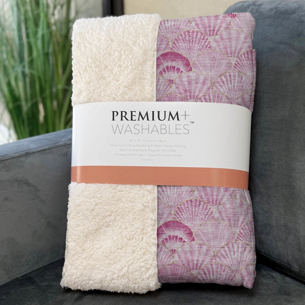 Premium Machine Washable ASB181 Pink 50" x 70" Sherpa Throw Blanket. Picture 3