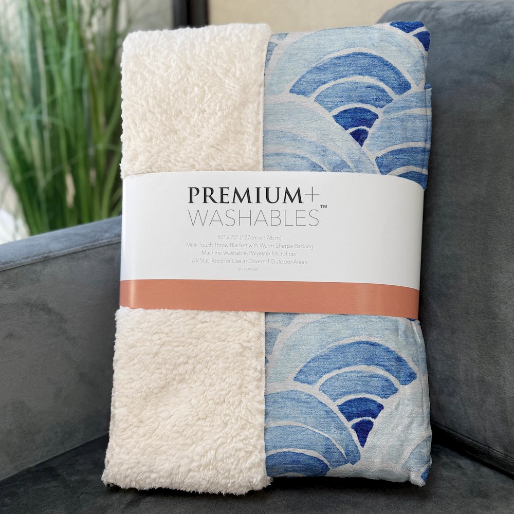 Premium Machine Washable ASB184 Blue 50" x 70" Sherpa Throw Blanket. Picture 3