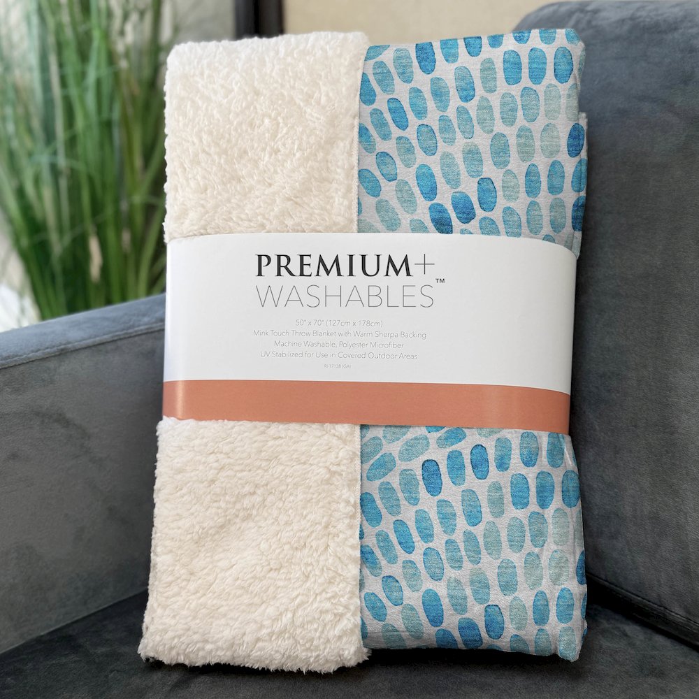Premium Machine Washable ASB186 Aqua 50" x 70" Sherpa Throw Blanket. Picture 3