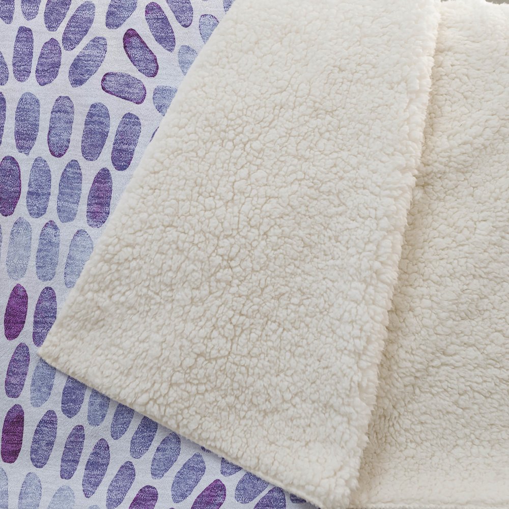 Premium Machine Washable ASB186 Purple 50" x 70" Sherpa Throw Blanket. Picture 2