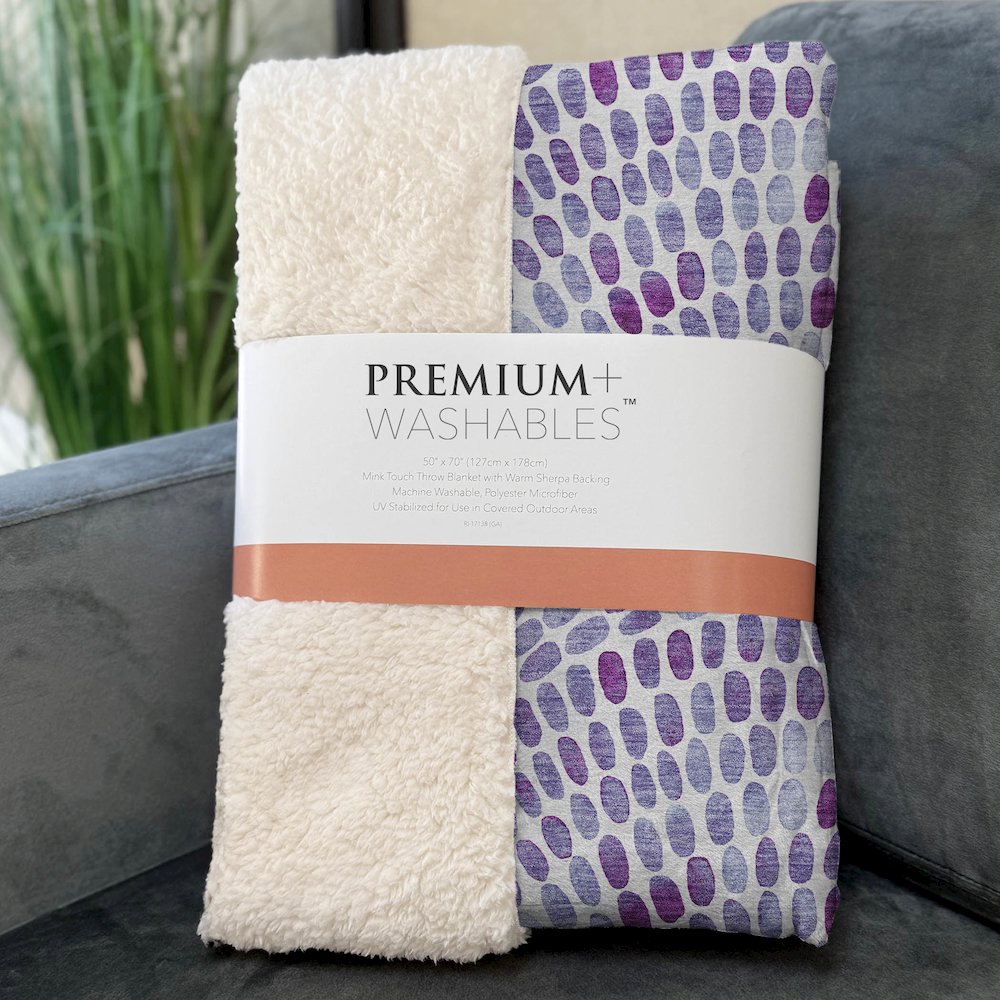 Premium Machine Washable ASB186 Purple 50" x 70" Sherpa Throw Blanket. Picture 3