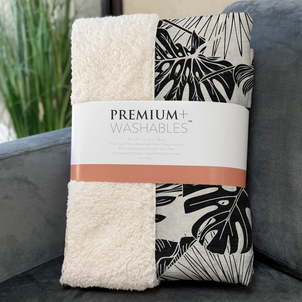 Premium Machine Washable ASB211 Midnight 50" x 70" Sherpa Throw Blanket. Picture 3