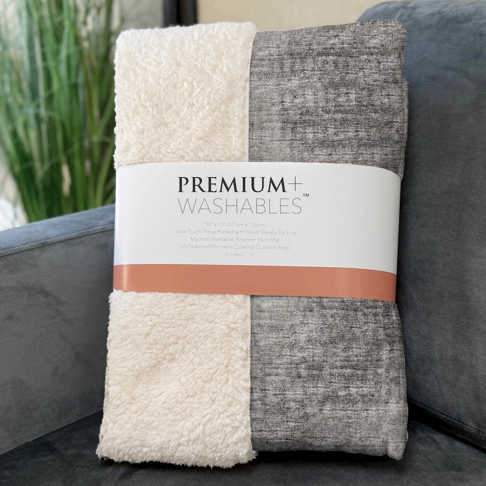 Premium Machine Washable ASB34 Mocha 50" x 70" Sherpa Throw Blanket. Picture 3