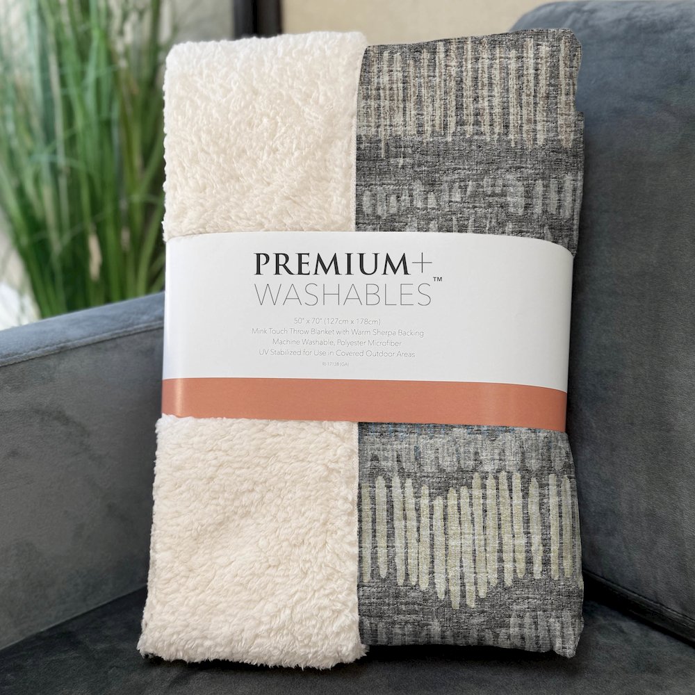 Premium Machine Washable ASB37 Gray 50" x 70" Sherpa Throw Blanket. Picture 3