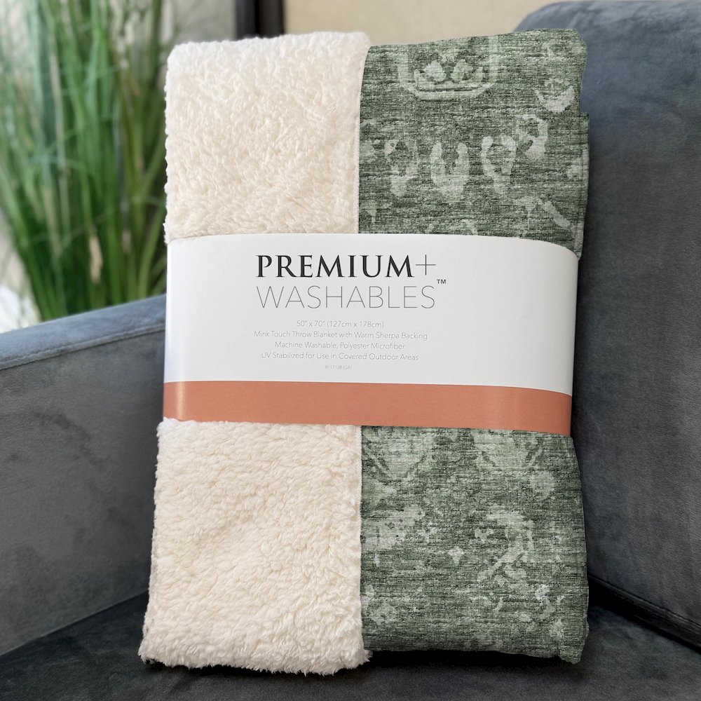Premium Machine Washable ASB40 Green 50" x 70" Sherpa Throw Blanket. Picture 3