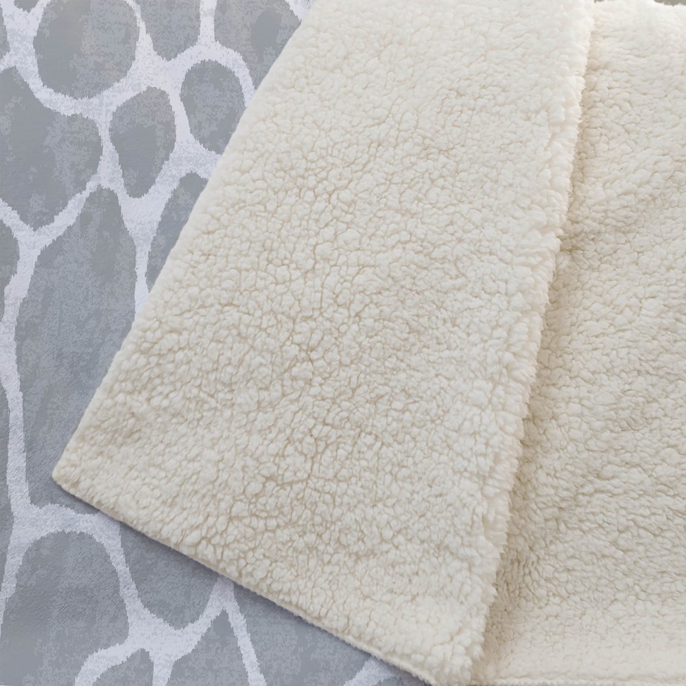 Premium Machine Washable ASB45 Gray 50" x 70" Sherpa Throw Blanket. Picture 2