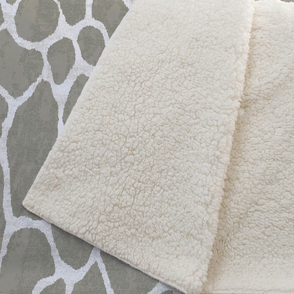Premium Machine Washable ASB45 Taupe 50" x 70" Sherpa Throw Blanket. Picture 2