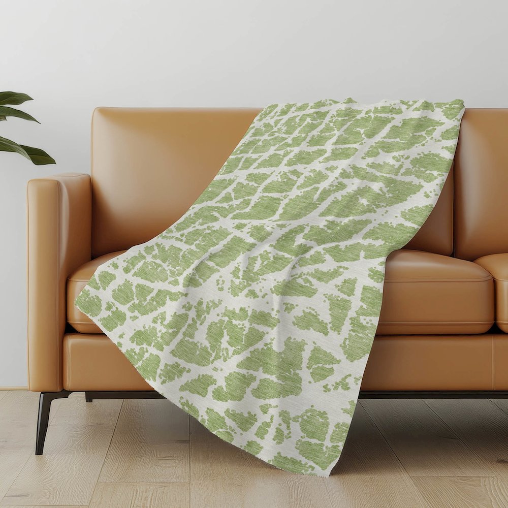 Premium Machine Washable ASB501 Aloe 50" x 70" Sherpa Throw Blanket. Picture 5