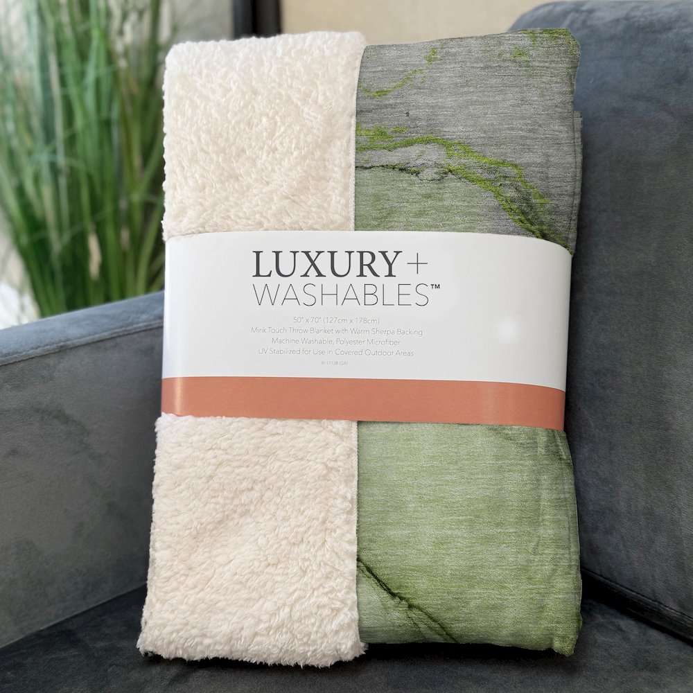 Premium Machine Washable ASB506 Green 50" x 70" Sherpa Throw Blanket. Picture 3