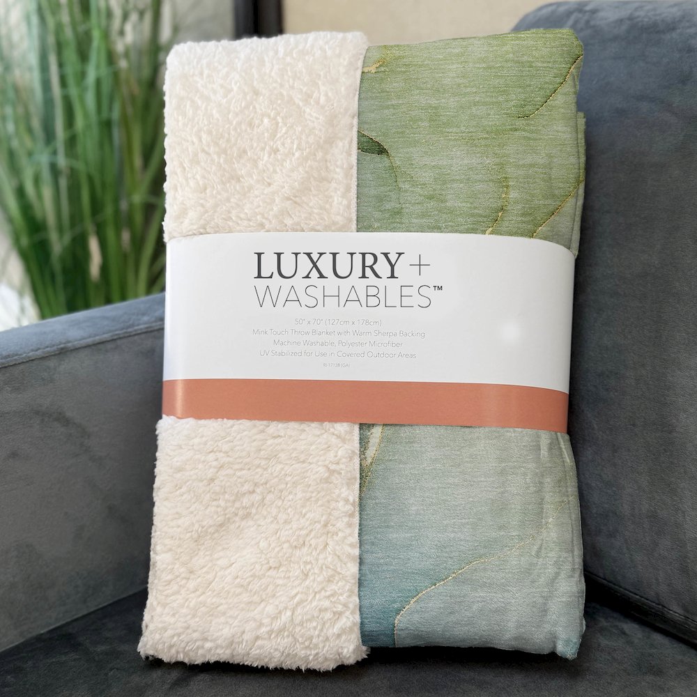 Premium Machine Washable ASB508 Green 50" x 70" Sherpa Throw Blanket. Picture 3
