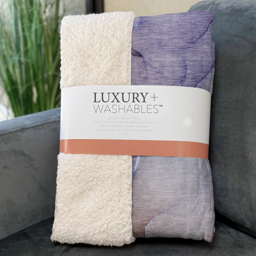 Premium Machine Washable ASB508 Navy 50" x 70" Sherpa Throw Blanket. Picture 3