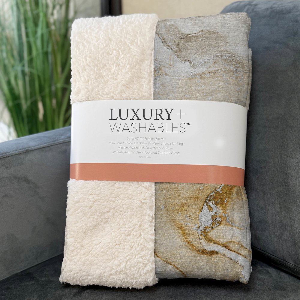 Premium Machine Washable ASB516 Brown 50" x 70" Sherpa Throw Blanket. Picture 3