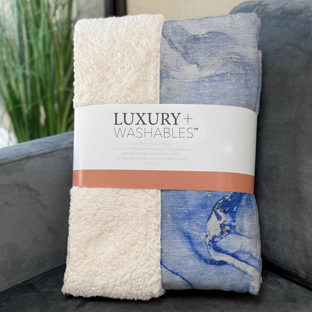 Premium Machine Washable ASB516 Navy 50" x 70" Sherpa Throw Blanket. Picture 3