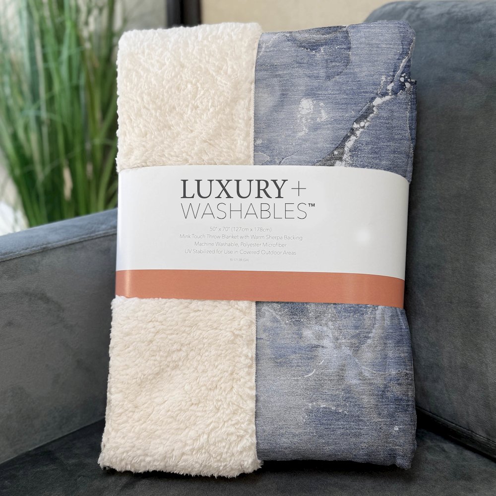 Premium Machine Washable ASB518 Navy 50" x 70" Sherpa Throw Blanket. Picture 3