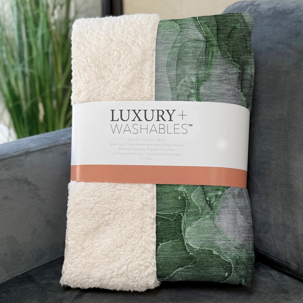 Premium Machine Washable ASB522 Emerald 50" x 70" Sherpa Throw Blanket. Picture 3