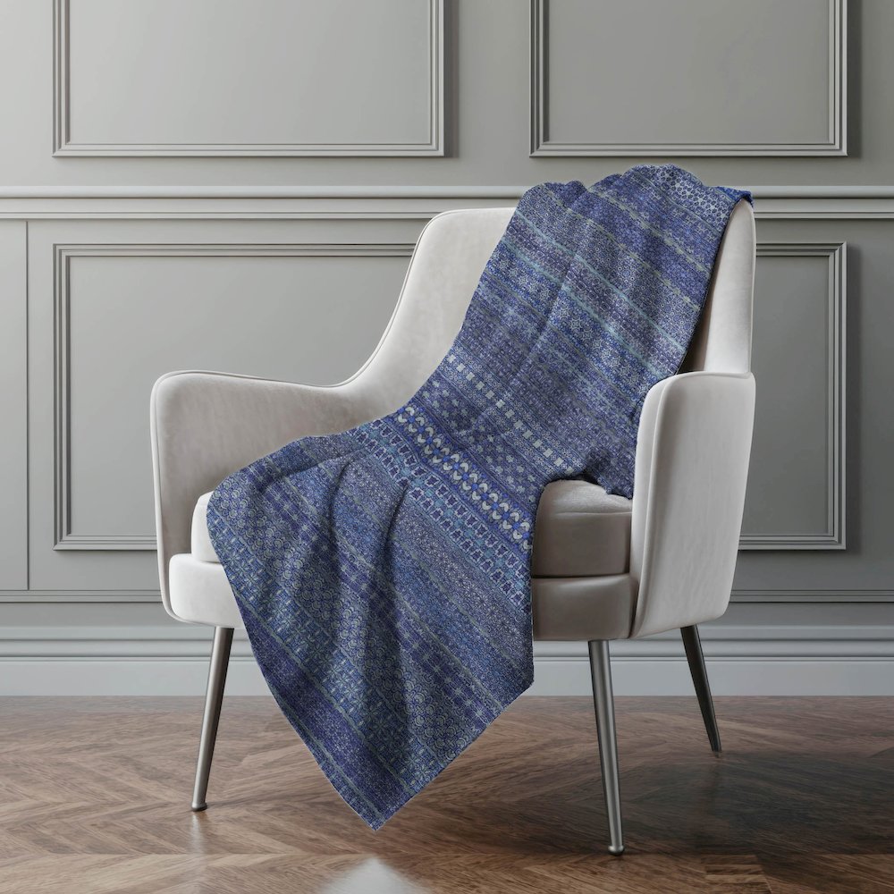 Premium Machine Washable ASB527 Navy 50" x 70" Sherpa Throw Blanket. Picture 4