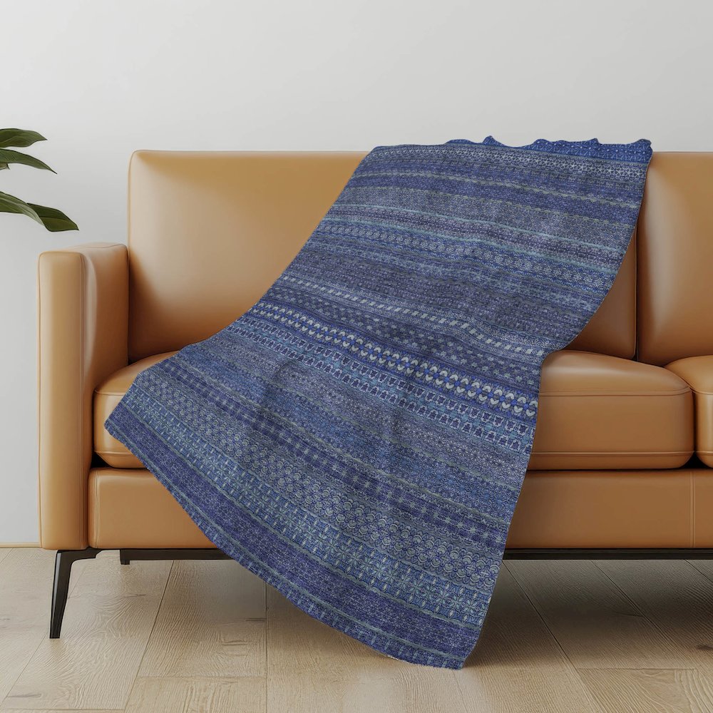 Premium Machine Washable ASB527 Navy 50" x 70" Sherpa Throw Blanket. Picture 5