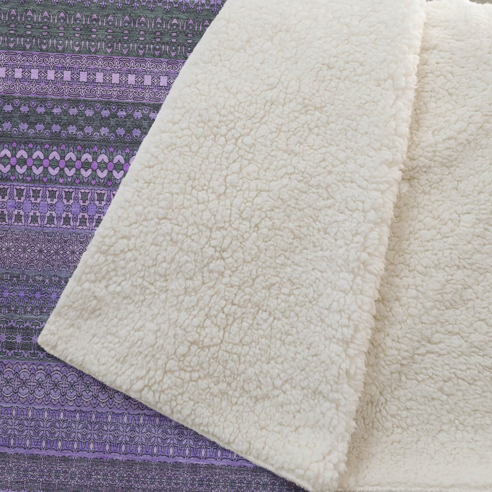 Premium Machine Washable ASB527 Purple 50" x 70" Sherpa Throw Blanket. Picture 2