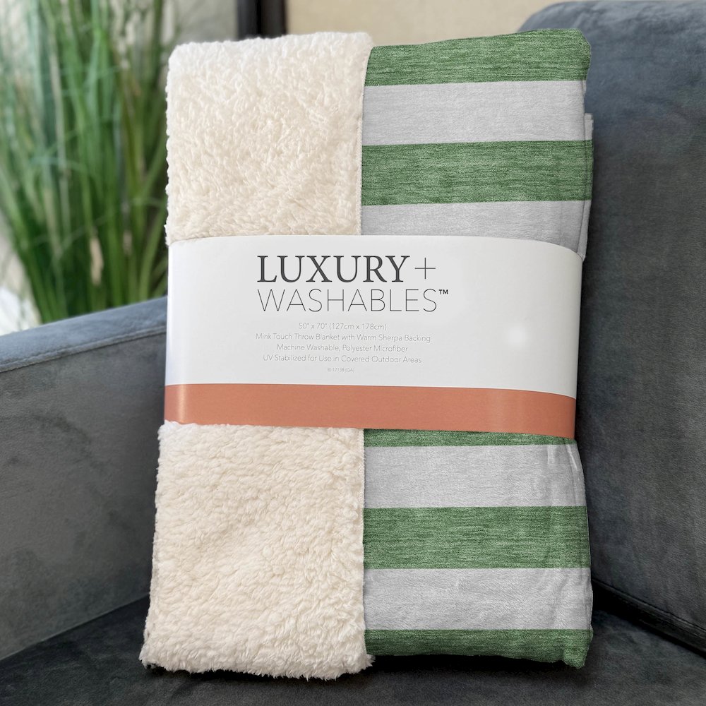Premium Machine Washable ASB528 Green 50" x 70" Sherpa Throw Blanket. Picture 3
