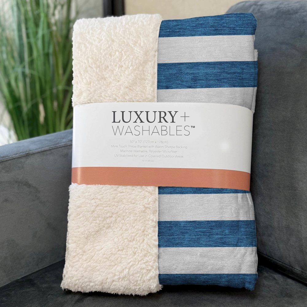 Premium Machine Washable ASB528 Navy 50" x 70" Sherpa Throw Blanket. Picture 3