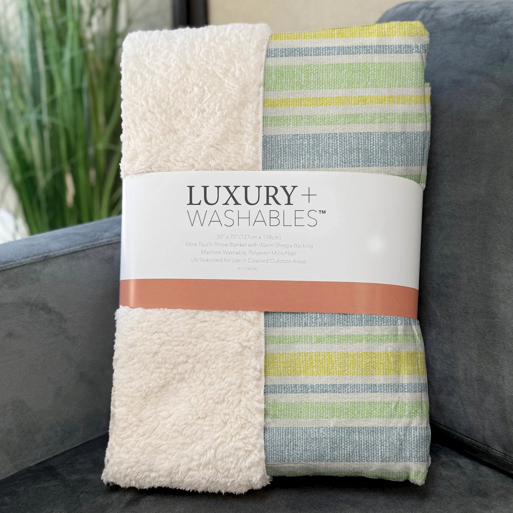 Premium Machine Washable ASB531 Denim 50" x 70" Sherpa Throw Blanket. Picture 3