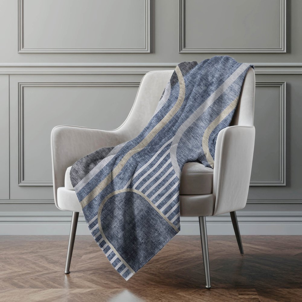 Premium Machine Washable ASB532 Navy 50" x 70" Sherpa Throw Blanket. Picture 4