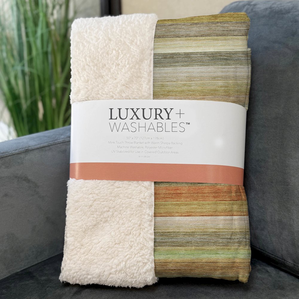 Premium Machine Washable ASB535 Aloe 50" x 70" Sherpa Throw Blanket. Picture 3