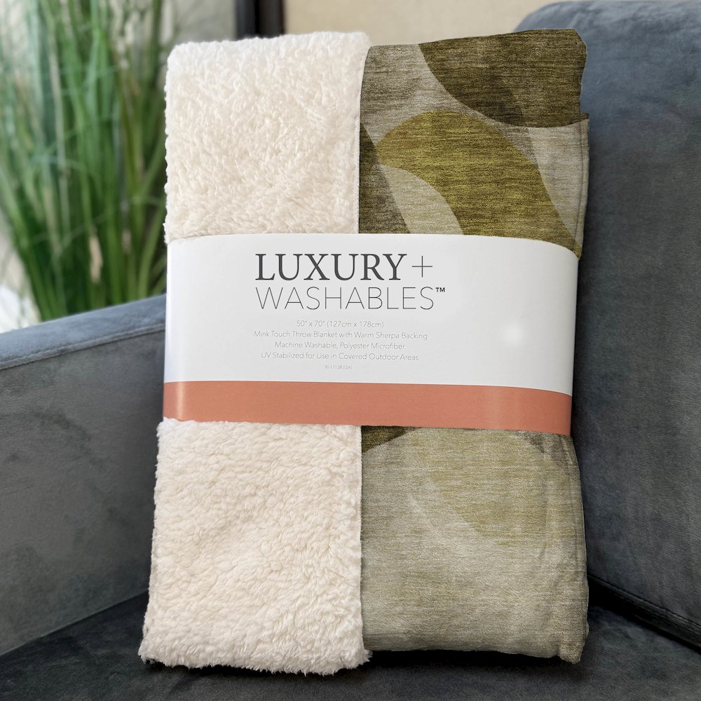 Premium Machine Washable ASB536 Coffee 50" x 70" Sherpa Throw Blanket. Picture 3