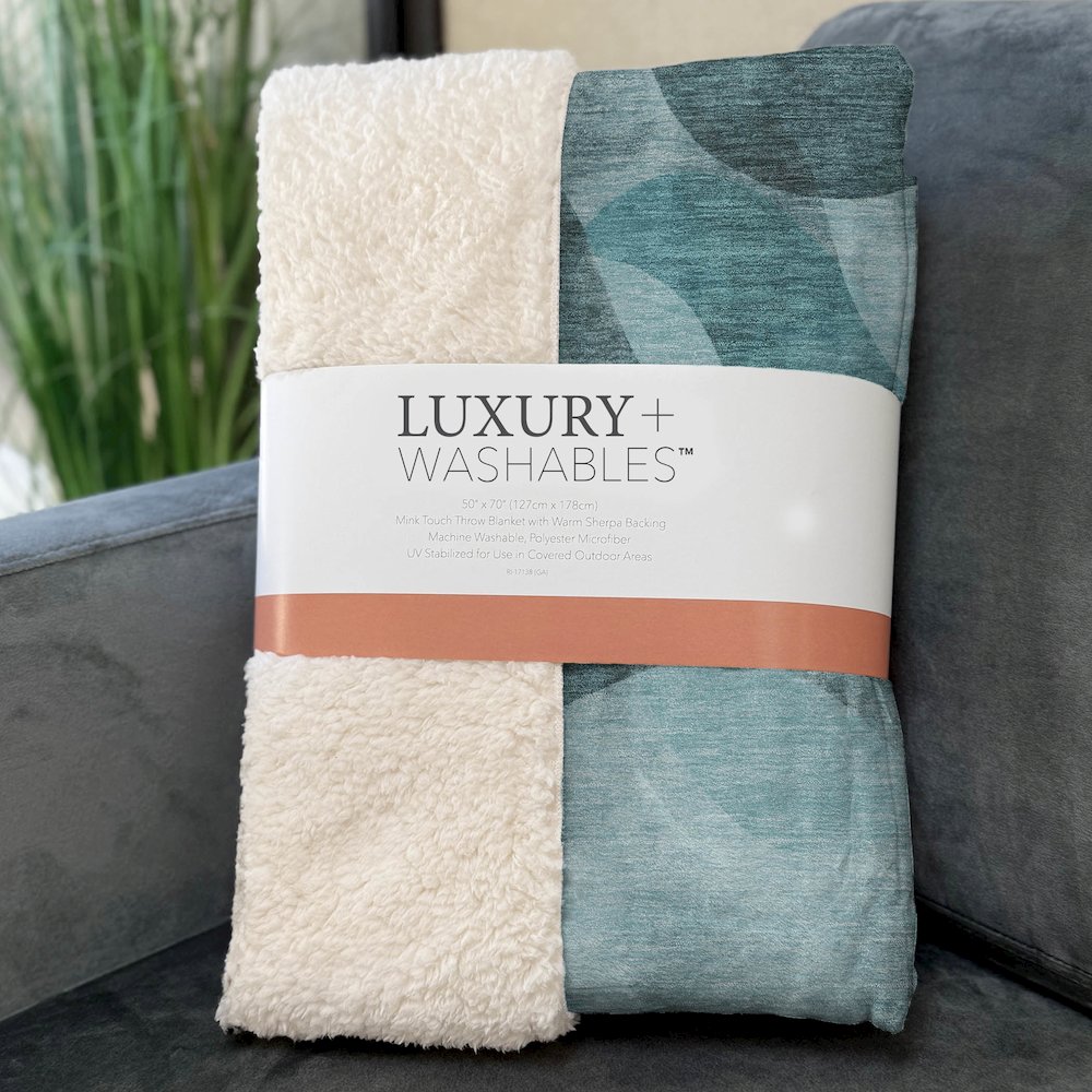 Premium Machine Washable ASB536 Teal 50" x 70" Sherpa Throw Blanket. Picture 3