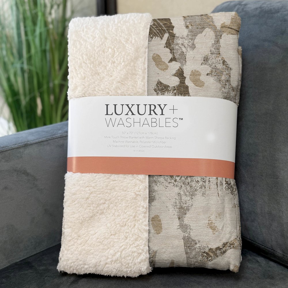 Premium Machine Washable ASB538 Khaki 50" x 70" Sherpa Throw Blanket. Picture 3