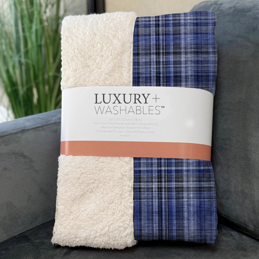 Premium Machine Washable ASB541 Navy 50" x 70" Sherpa Throw Blanket. Picture 3