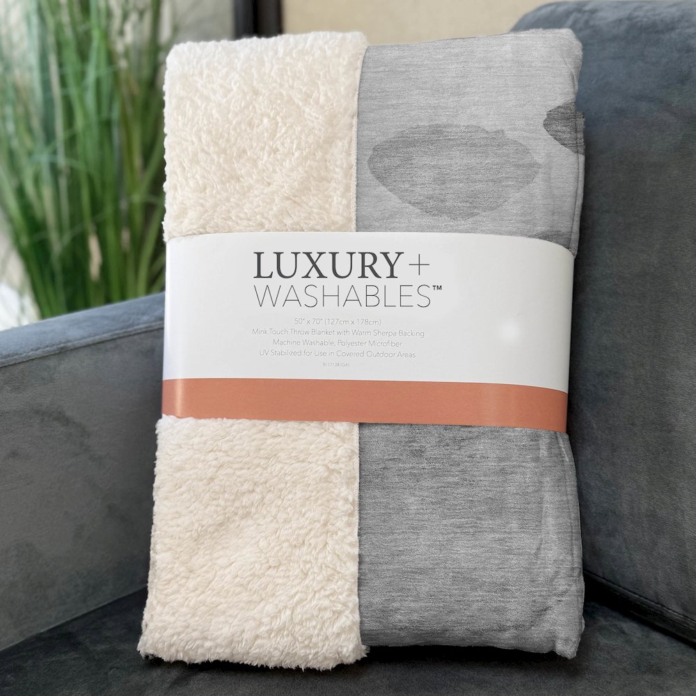 Premium Machine Washable ASB545 Gray 50" x 70" Sherpa Throw Blanket. Picture 3