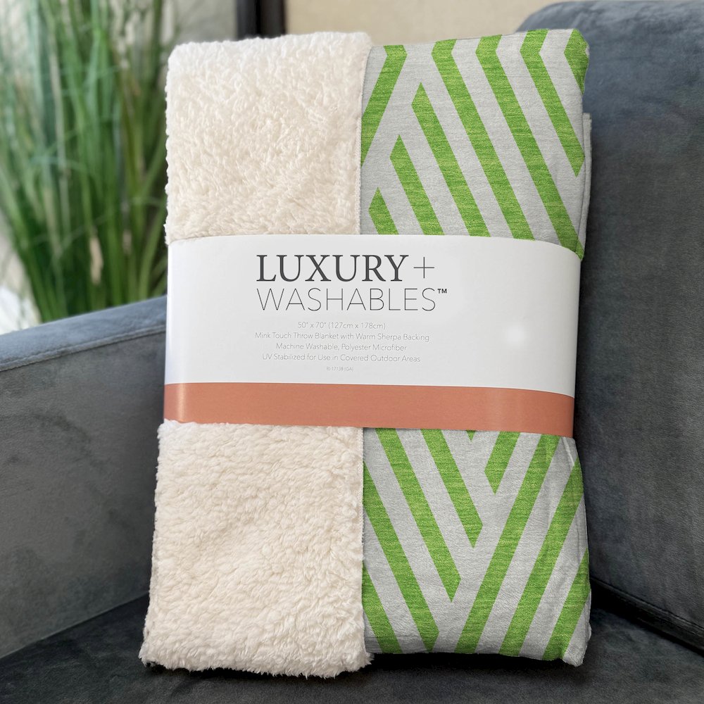 Premium Machine Washable ASB550 Lime 50" x 70" Sherpa Throw Blanket. Picture 3