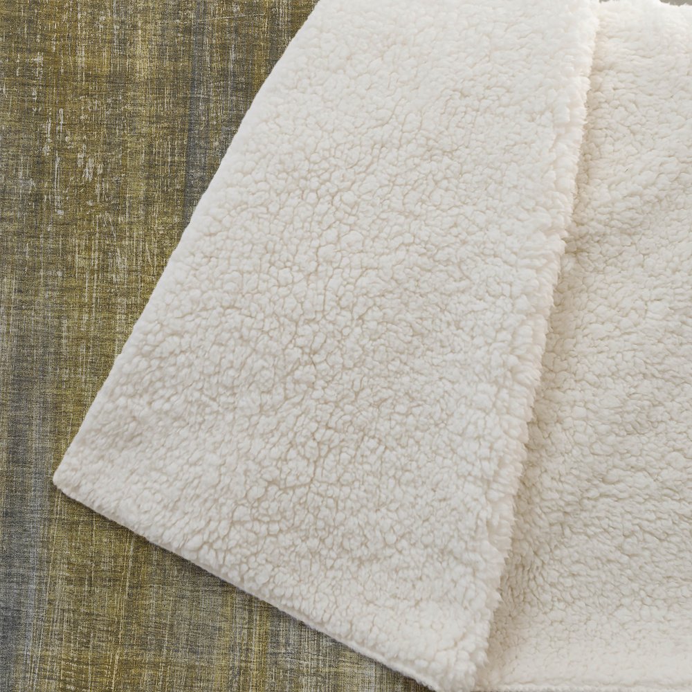 Premium Machine Washable ASB552 Chocolate 50" x 70" Sherpa Throw Blanket. Picture 2