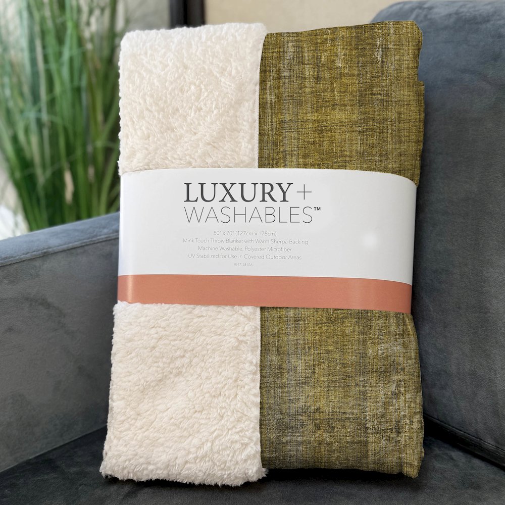 Premium Machine Washable ASB552 Chocolate 50" x 70" Sherpa Throw Blanket. Picture 3
