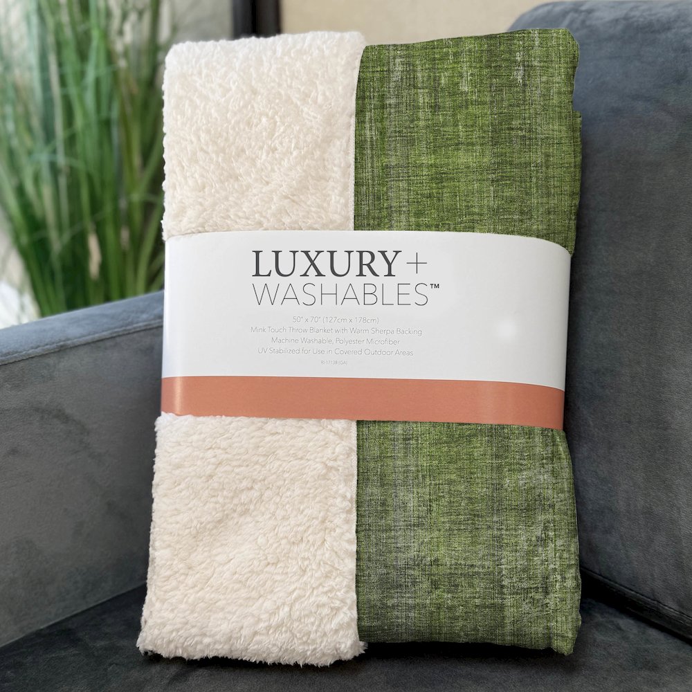 Premium Machine Washable ASB552 Green 50" x 70" Sherpa Throw Blanket. Picture 3