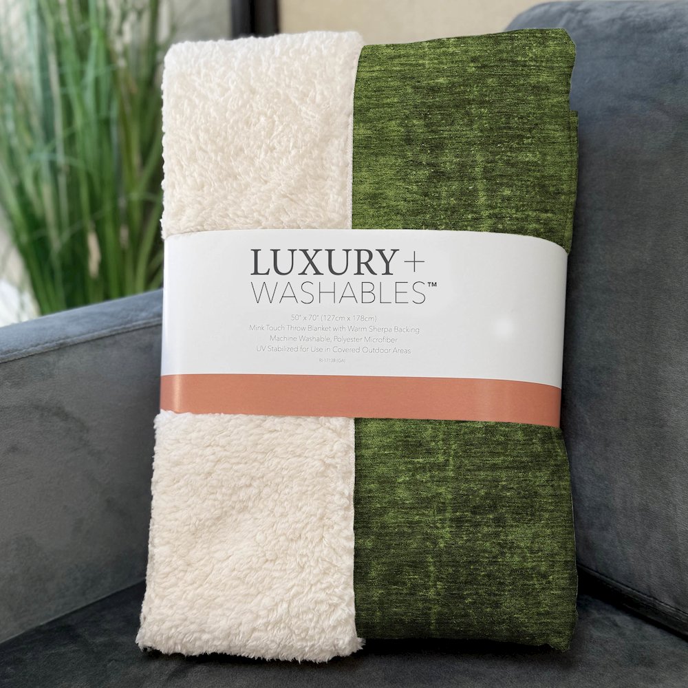 Premium Machine Washable ASB554 Green 50" x 70" Sherpa Throw Blanket. Picture 3