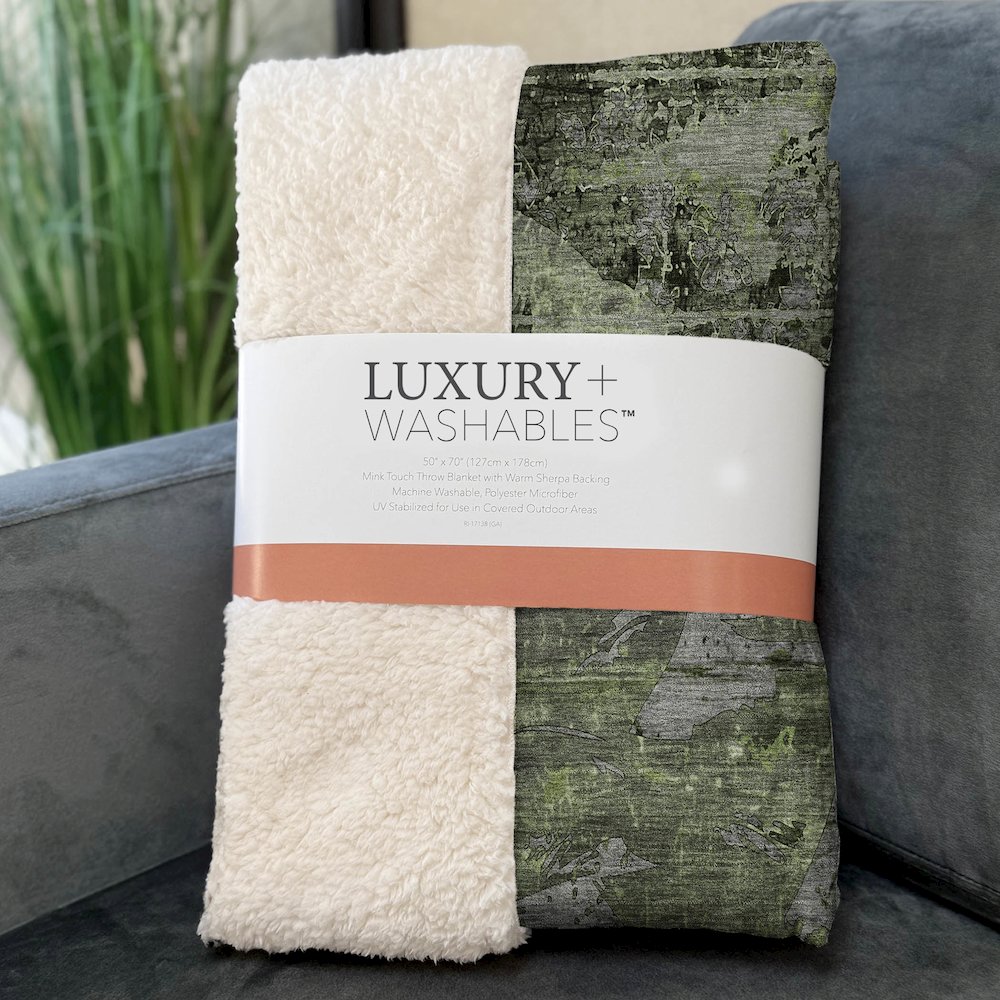 Premium Machine Washable ASB555 Green 50" x 70" Sherpa Throw Blanket. Picture 3