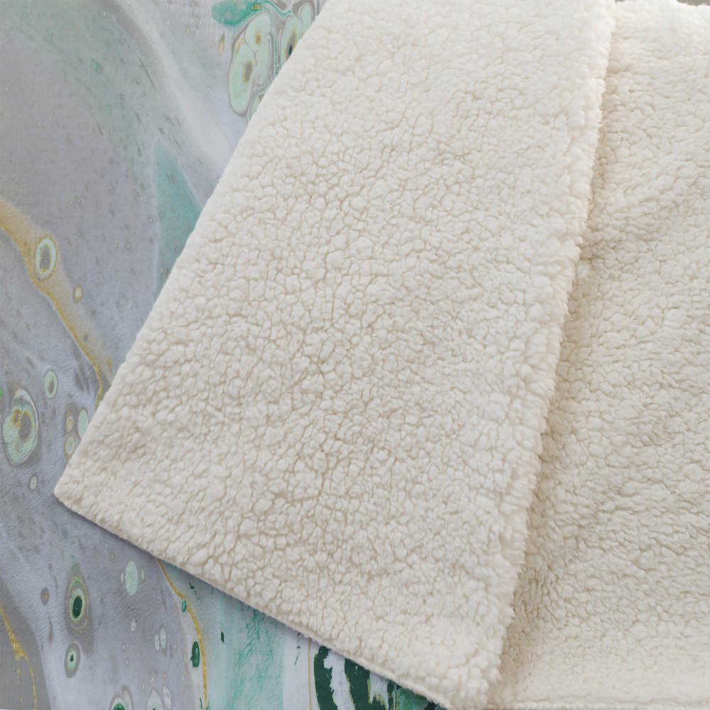 Premium Machine Washable ASB55 Green 50" x 70" Sherpa Throw Blanket. Picture 2