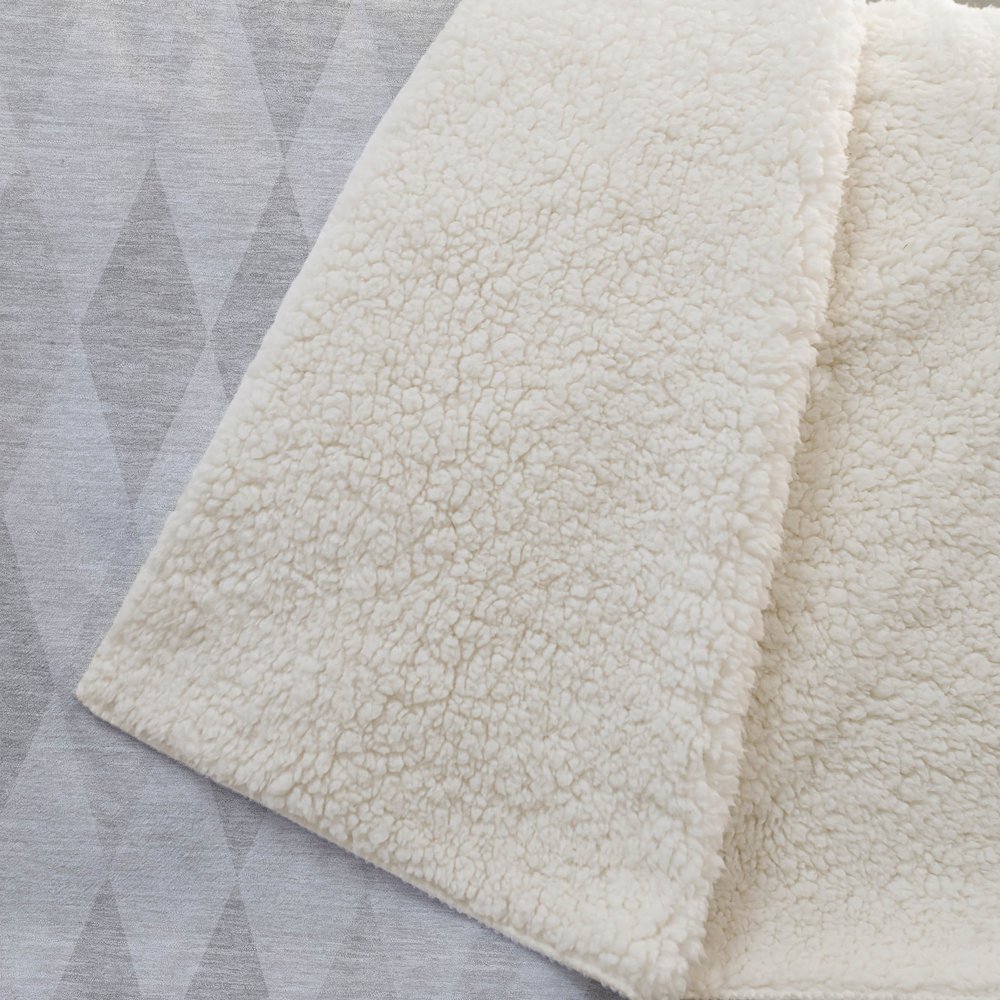Premium Machine Washable ASB561 Ivory 50" x 70" Sherpa Throw Blanket. Picture 2