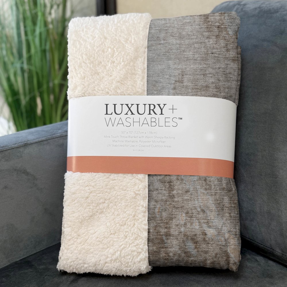 Premium Machine Washable ASB562 Mocha 50" x 70" Sherpa Throw Blanket. Picture 3