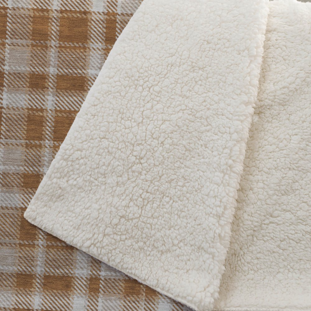 Premium Machine Washable ASB563 Paprika 50" x 70" Sherpa Throw Blanket. Picture 2