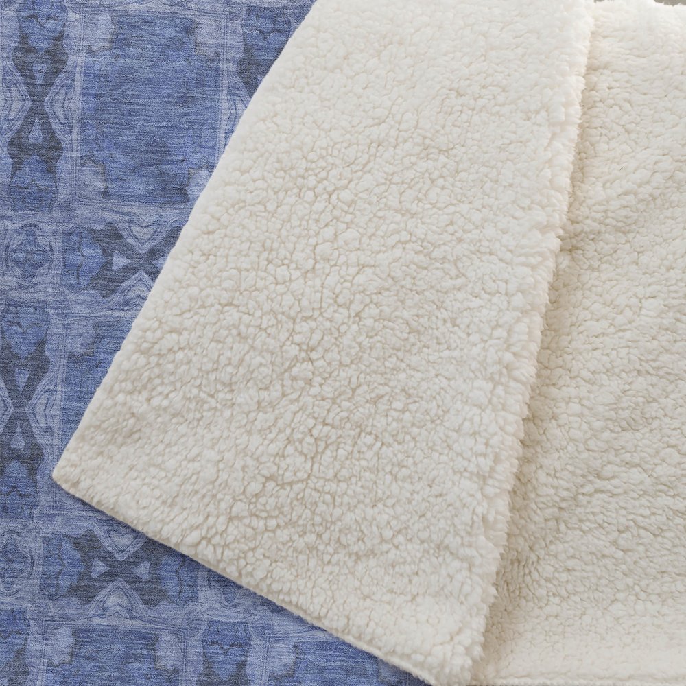 Premium Machine Washable ASB564 Denim 50" x 70" Sherpa Throw Blanket. Picture 2