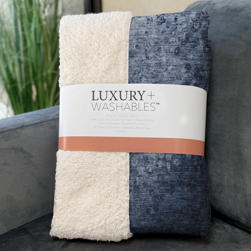 Premium Machine Washable ASB565 Blue 50" x 70" Sherpa Throw Blanket. Picture 3