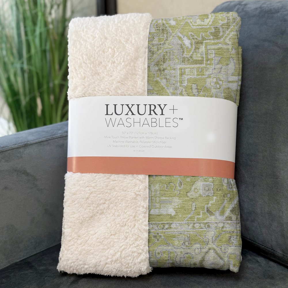 Premium Machine Washable ASB570 Aloe 50" x 70" Sherpa Throw Blanket. Picture 3