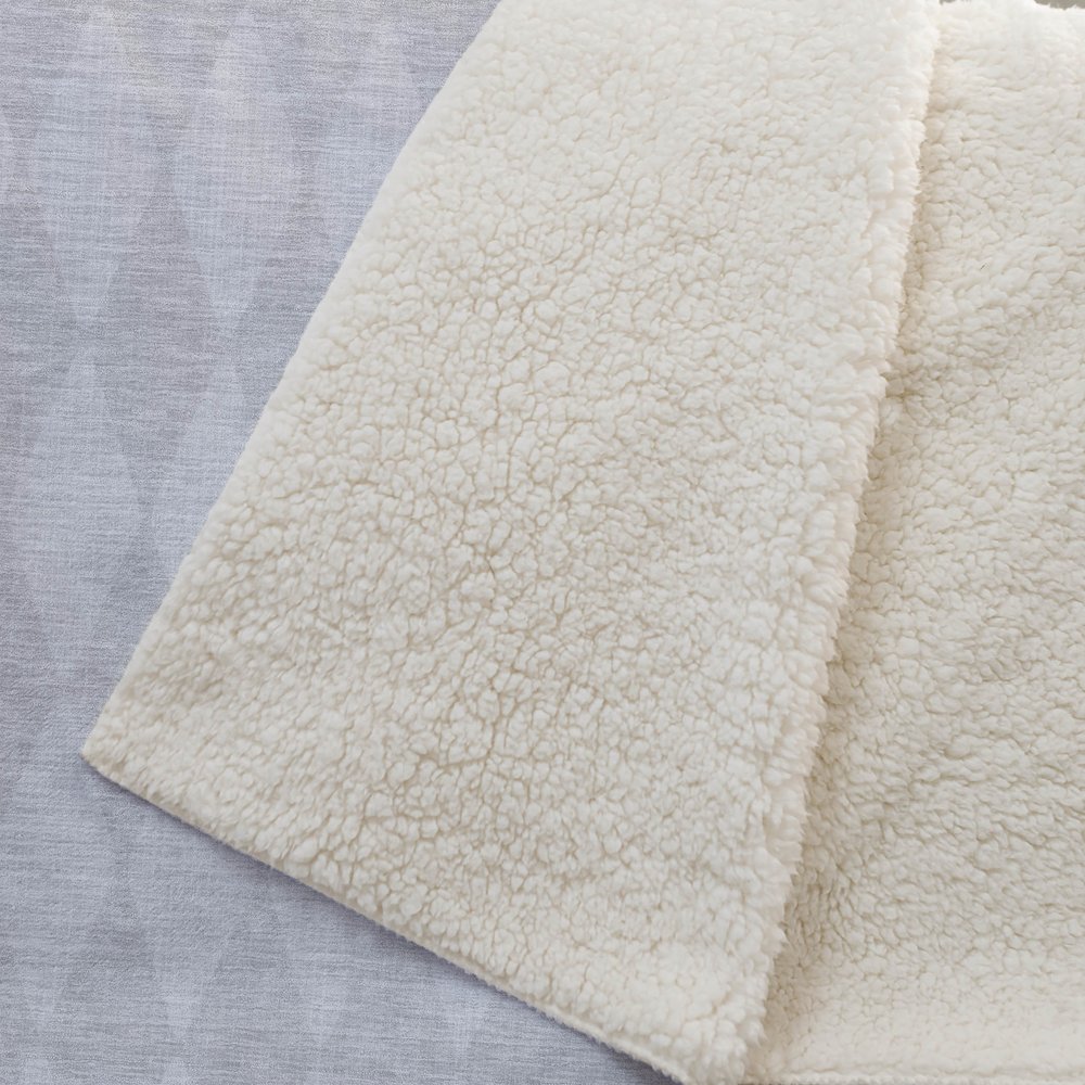 Premium Machine Washable ASB578 Pewter 50" x 70" Sherpa Throw Blanket. Picture 2